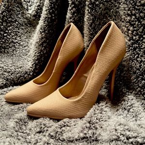 Tan heels - 7